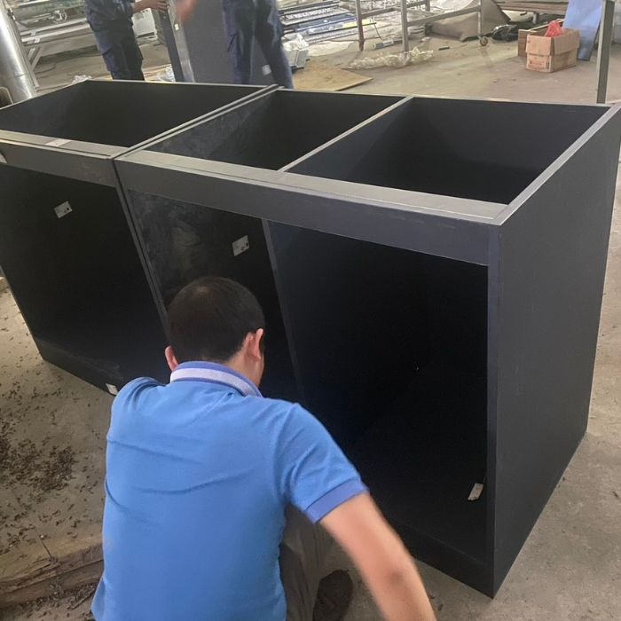 Khung tủ bếp nhôm tổ ong