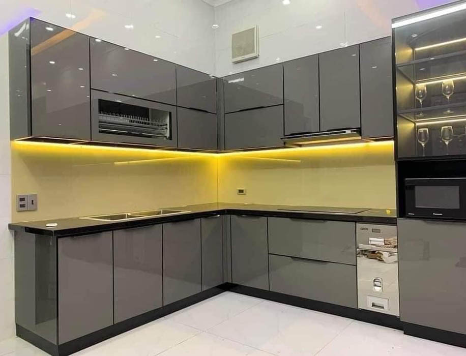 Tủ bếp nhôm kính đẹp mắt ưa chuộng số 1