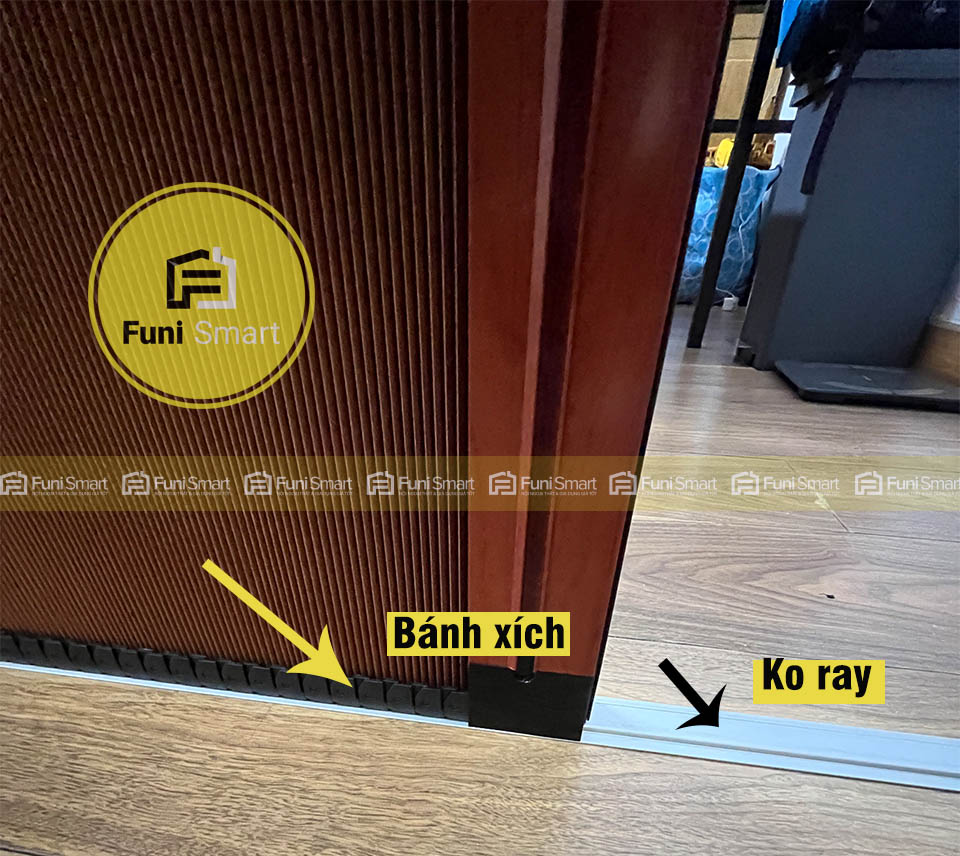 Cấu tạo hệ bánh xích không ray dưới của vách ngăn rèm tổ ong