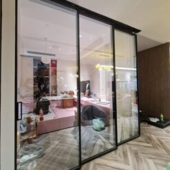 Cửa trượt Slim 3 cánh mỏng nhẹ phù hợp nhiều khu vực