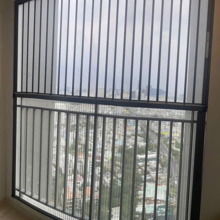 Cửa xếp lá nhôm lá lỗ đẹp cho ứng dụng lắp đặt cho ban công