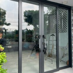 cửa trượt quay hệ vip 68